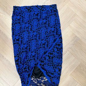 MOON COLLECTION Black Lace Covered Blue Mini Skirt